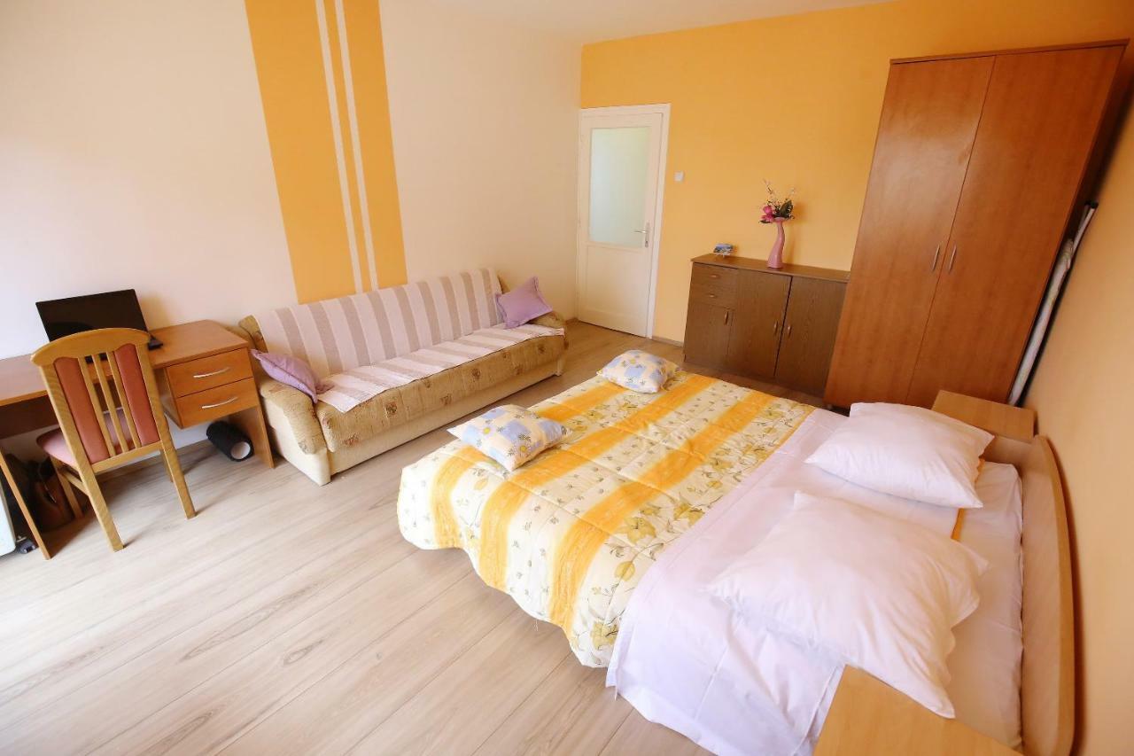 Apartment Angela 扎达尔 外观 照片